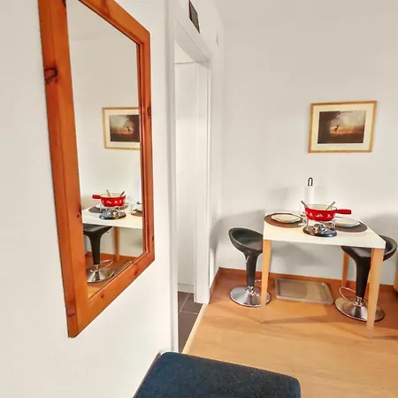 Appartement Chaleureux Et Paisible *