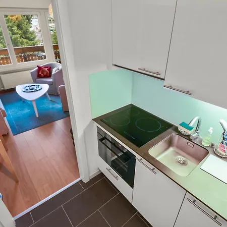 Chaleureux Et Paisible