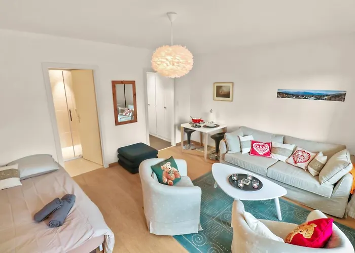 Chaleureux Et Paisible