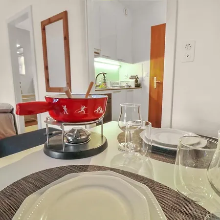 Chaleureux Et Paisible