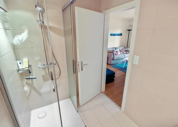 Chaleureux Et Paisible *